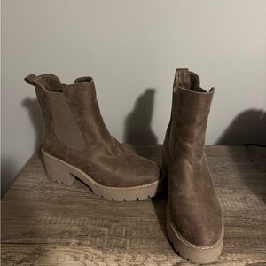 Women's Tan Dolce Vita Ankle Boots (worn once)